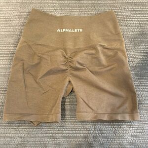 Alphalete shorts in Brown size Small